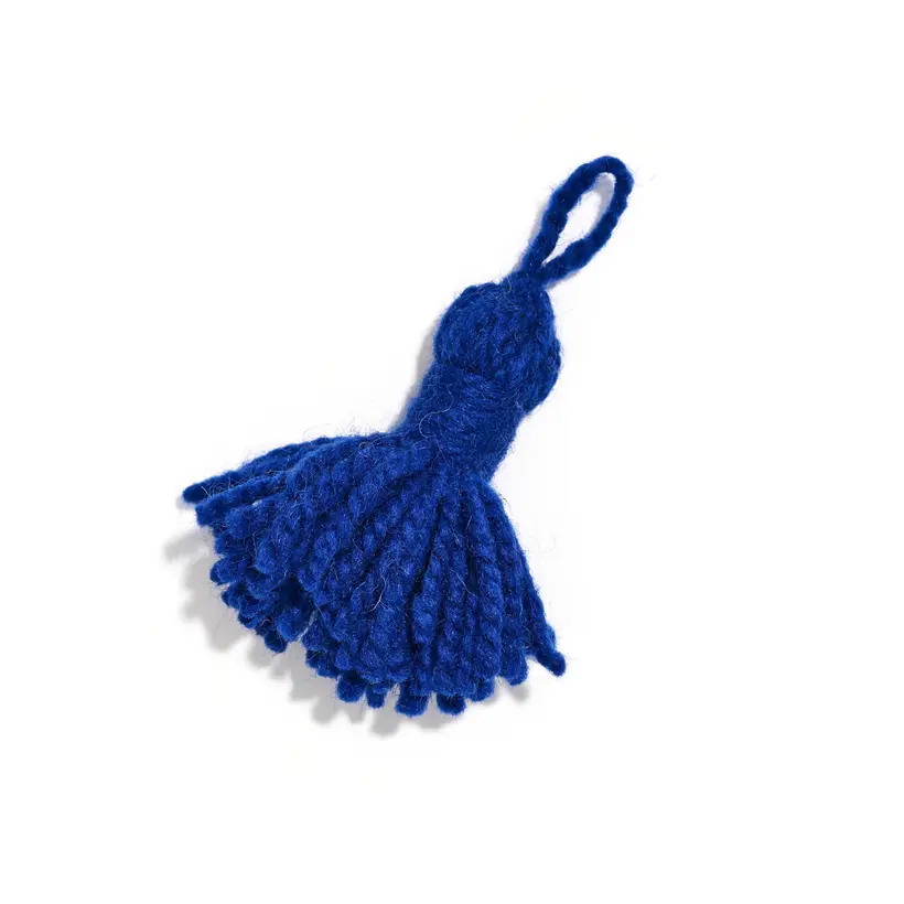 Tifawt Majorelle Pompon - tapis marocain fait main TAZZRA Marrakech Tifawt Majorelle Pompon - tapis marocain fait main TAZZRA Marrakech