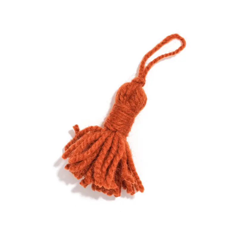 Aksil Tadelakt Pompon - tapis marocain fait main TAZZRA Marrakech Aksil Tadelakt Pompon - tapis marocain fait main TAZZRA Marrakech