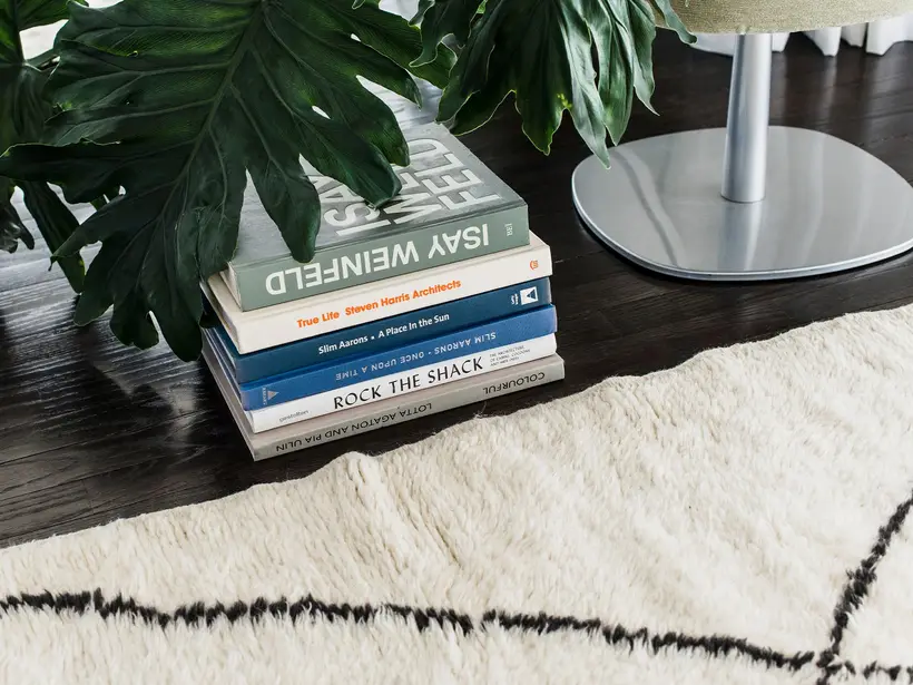 Trellis Natural Wool Midnight Black - handgefertigter marokkanischer Teppich TAZZRA Marrakesch Trellis Natural Wool Midnight Black - handgefertigter marokkanischer Teppich TAZZRA Marrakesch