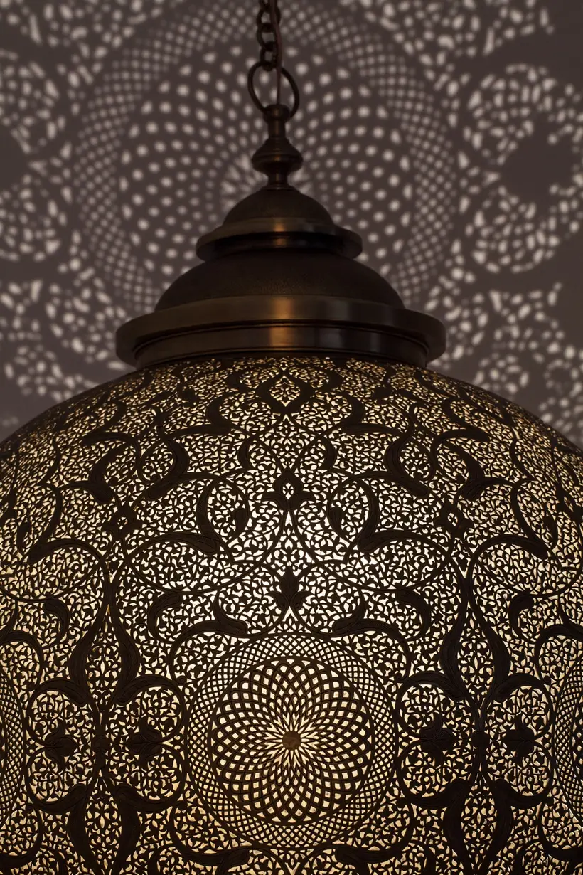 Pendant Globe Jungle Double Hat Floral - artisanat marocain TAZZRA Marrakech Pendant Globe Jungle Double Hat Floral - artisanat marocain TAZZRA Marrakech
