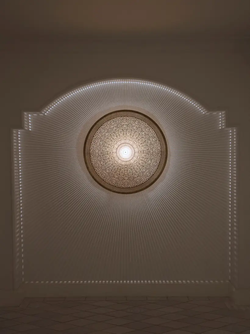 Wall Light Medallion Floral - قطعة حرفية مغربية TAZZRA مراكش Wall Light Medallion Floral - قطعة حرفية مغربية TAZZRA مراكش
