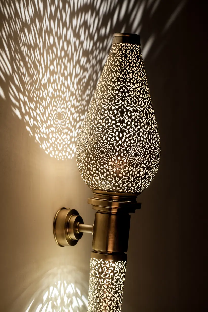 Wall Light Treville Torch Floral - artesanía marroquí TAZZRA Marrakech Wall Light Treville Torch Floral - artesanía marroquí TAZZRA Marrakech